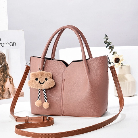 Bolso De Hombro Para Mujer En Cuero PU Grano De Litchi Tote Crossbody Bolso De Mano Gran Capacidad Con Colgante De Nube Moda