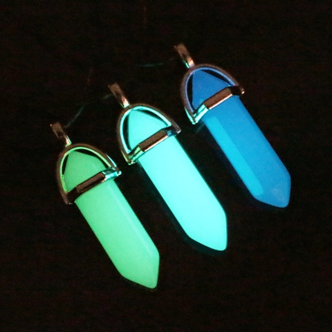 Collana Con Pendente In Pietra Luminosa A Colonna Esagonale Brillante Al Buio Cristallo Fluorescente Gioielli