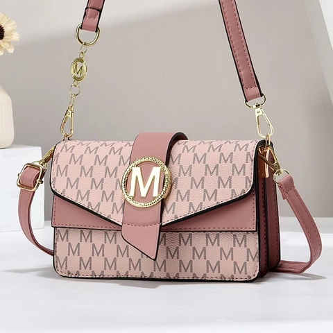 Women Shoulder Crossbody Bag PU Leather Letter M Print Pattern Flap Magnet Closure Retro Fashion Minimalist Handbag