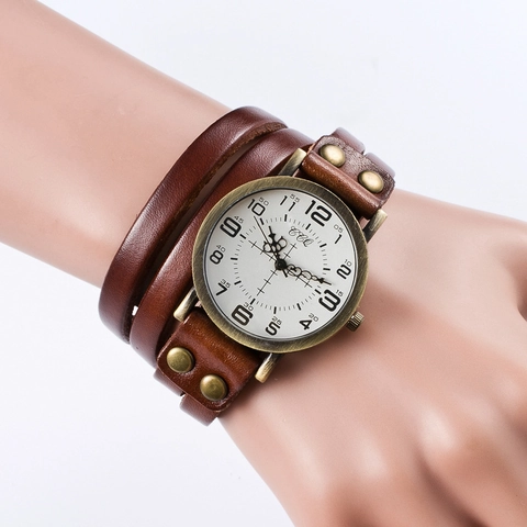 Orologio Al Quarzo Da Donna Vintage Cassa In Lega Di Bronzo Cinturino In Pelle Avvolgente Decorazione Con Borchie