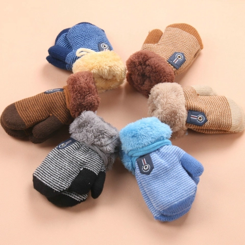 Muffole a Maglia Calde Invernali per Bambini Muffole a Righe Jacquard con Polsini in Peluche Ispessiti per Bambini Ragazzi Ragazze Casual