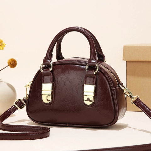 Women Shell Handbag Vintage PU Leather Crossbody Bag Small Shoulder Bowling Bag With Gold Hardware Detachable Strap Fashionable Retro Style Ladies Purse