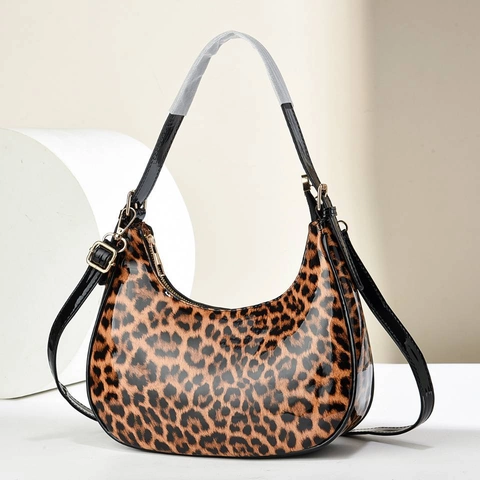 Leopard Print PU Leather Hobo Bag Women Underarm Crescent Shoulder Bag With Adjustable Strap Streetwear
