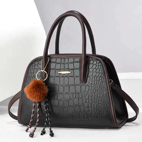 Crocodile Pattern PU Leather Handbag With Cotton Lining Shoulder Strap Plush Ball Charm Elegant Tote Bag For Women