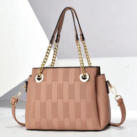 Fashion Vintage Chain PU Leather Handbag For Women Embossed Minimalist Shoulder Crossbody Bag High Quality Daily Tote Bag
