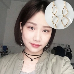Boucles D'Oreilles Pendantes Spirale Minimalistes Double Courbe Géométrique Métal Bijoux Avec Tige En Acier Inoxydable