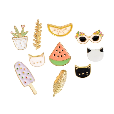 Cartoon Emaille Brosche Anstecknadeln Kollektion Legierung Metall Abzeichen Für Rucksäcke Kleidung Jacken Damen Kinder Schmuck Sommer Frucht Tier Formen