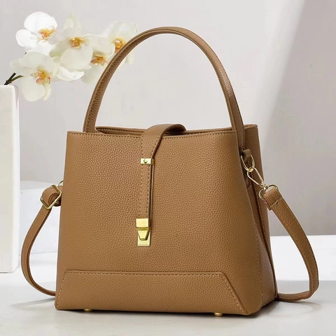 Sac Seau Pour Femmes En Cuir PU À Grain De Lychee Élégant Matériel Doré Sac À Main Et Sac Bandoulière Style Rétro