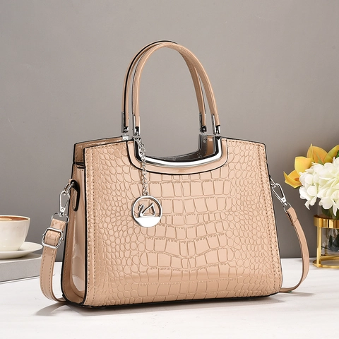 Eimer Handtasche Glänzendes PU Leder Krokodil Muster Metallgriff Crossbody Umhängetasche Mit Schwanen Anhänger Damen