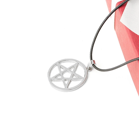 Collar Con Colgante De Pentagrama Aleación Estrella Hueca Cadena De Cuerda De Cera Negra Ajustable Joyería Gótica Unisex