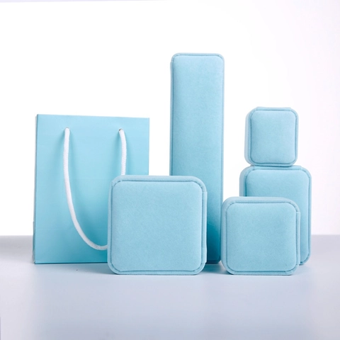 Sky Blue Velvet Jewelry Case Plush Storage Organizer For Rings Necklaces Bracelets Pendant Display Elegant Gift