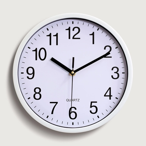 Round Wall Clock Quartz Minimalist Analogue Plastic Silent Battery Operated Home Decor For Bedroom Living Room Kitchen Office