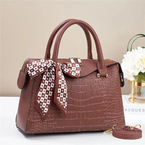 Sac À Main Élégant Pour Femme En Cuir PU Avec Motif Crocodile Foulard En Satin Décoratif Sac Bandoulière À Main Mode