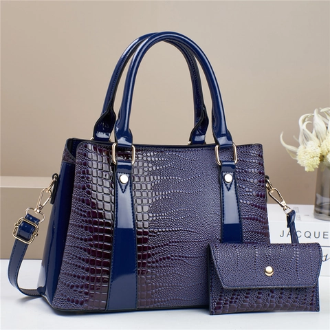 Women Crocodile Pattern PU Leather Handbag And Purse Tote Shoulder Bag Large Capacity Fashionable Street Style Elegant