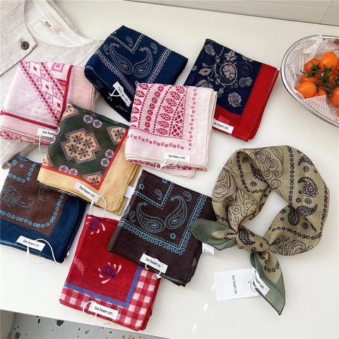 Women Square Scarf Vintage Paisley Floral Geometric Print Polyester Satin Like Bandana Headwrap Neck Scarf