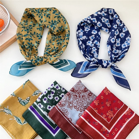 Elegant Square Scarf Retro Floral Paisley Print Polyester Satin Like Breathable Headscarf Neck Wrap For Women