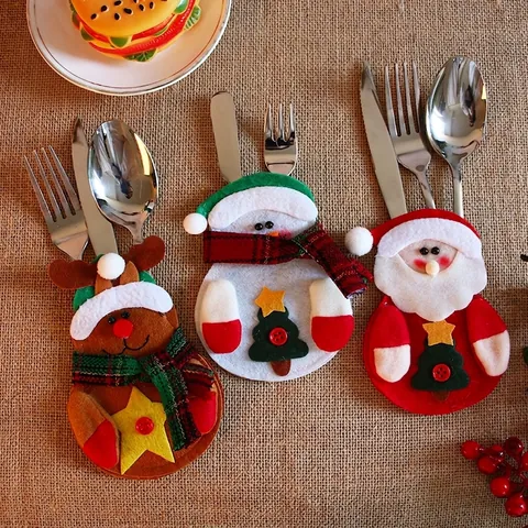 Kerst Bestekhouder Flanel Niet-Geweven Stof Kerstman Sneeuwpop Rendier Tafel Servies Tas Voor Feestdagen Diner Decoratie