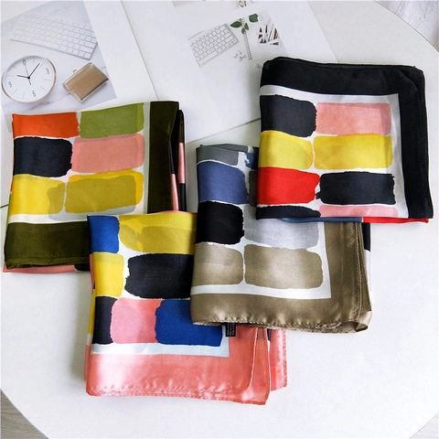 Foulard Carré Pour Femmes En Polyester Soyeux Imprimé Géométrique Coloré Bandana Cou Tête Décor De Bureau Professionnel Accessoire