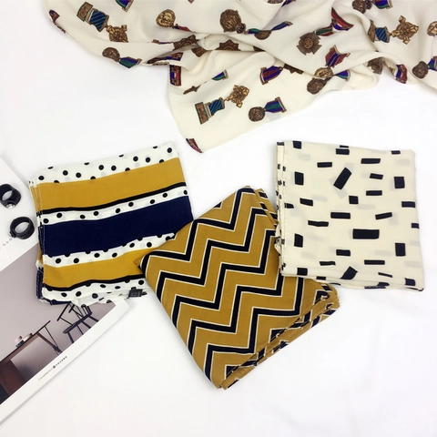Women Square Scarf Elegant Satin Satin Like Geometric Printed Neckerchief Fashion Decorative Head Wrap Hair Accessory