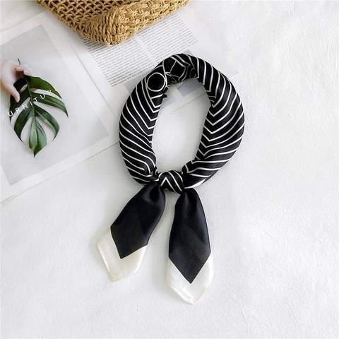 Foulard Quadrato Setoso In Raso Sciarpa Motivo A Righe Geometriche Versatile Moda Bandana Elastico Per Capelli Donna