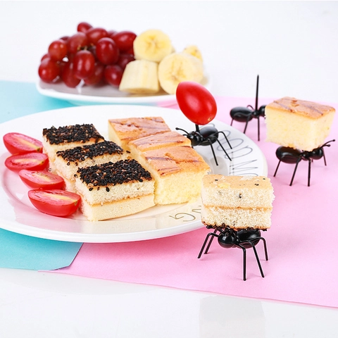 Forchette Da Frutta A Forma Di Formica Novità Stuzzichini Riutilizzabili In Plastica ABS Per Feste Di Bambini Dessert Snack Decorativi