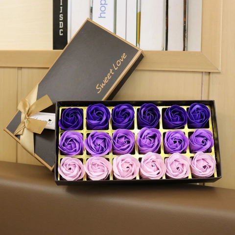 Soap Rose Flower Gift Box Romantic Artificial Floral Gradient Scented Petals With Plush Bear For Valentine Mother Birthday
