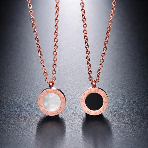 Collana Pendente Tondo Doppia Faccia Conchiglia Agata Numeri Romani Oro Rosa Acciaio Inossidabile Donna