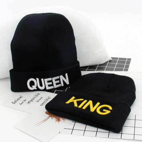 Bonnet d'Hiver Chaud Unisexe King Queen Lettre Broderie Acrylique Bonnet à Revers Décontracté Couple Mode Couvre-Chef Extérieur