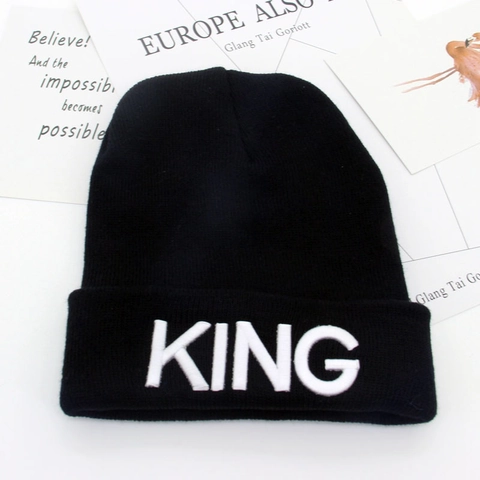 Bonnet d'Hiver Chaud Unisexe King Queen Lettre Broderie Acrylique Bonnet à Revers Décontracté Couple Mode Couvre-Chef Extérieur