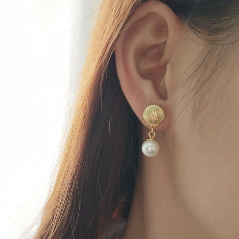 Scallop Shell Dangle Earrings With 925 Sterling Silver Earring Post And Artificial Pearl 18K Gold Plated Elegant Women