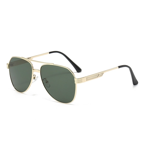 Occhiali Da Sole Aviator Retro Montatura In Metallo UV400 Lenti AC Per Guida Sport All Aperto Moda Vintage Uomini Donne