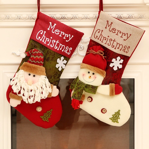 Große Weihnachtsstrümpfe Weihnachtsmann Schneemann 3D Applikation Hängende Geschenktüten Polyester Vliesstoff Mit Holzknopf Deko