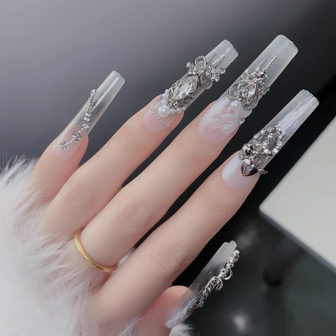 Decorazioni Unghie Farfalla 3D Lusso Lega Strass Perla Artificial Fiocco Cuore Ciondoli Forme Miste Manicure DIY Gioielli Accessori