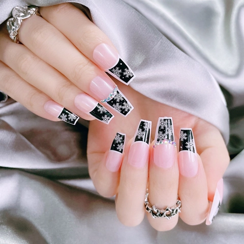 Uñas Postizas Press On Coffin Largas Navidad Copo De Nieve Francesa Rosa Negro Con Diamantes De Imitación Brillantes