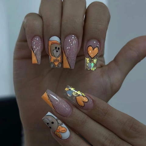 Coffin Press On Nägel Mittel-Lang Orange Nude Cartoon Bär Herz Glitzer Künstliche Falsche Nägel Für Frauen