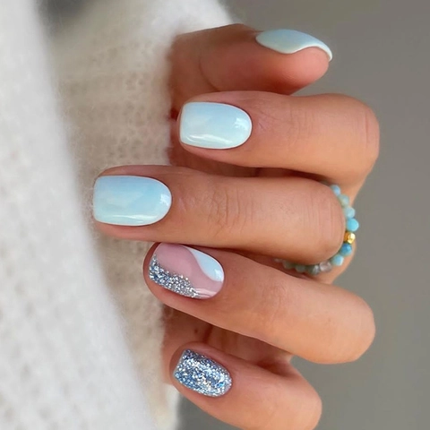Unghie Press On Blu Cielo Glitterate Corte Quadrate Rotonde Lucide Stile Ins Estate Fresco Blu Argento Rosa Onde