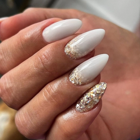 Champagne Glitzer Verlauf Lange Mandel Aufpressnägel Funkelnde Elegante Tragbare Falsche Nägel Mode Für Frauen