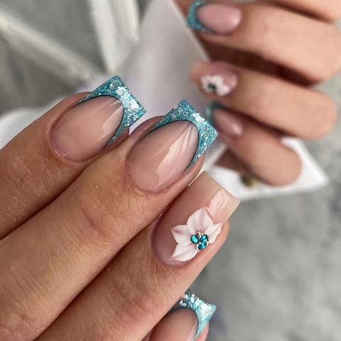 French Press On Nails Lake Blue Glitter Artificial False Nails With 3D Flower Rhinestones Elegant Ins Style Square Round Shape
