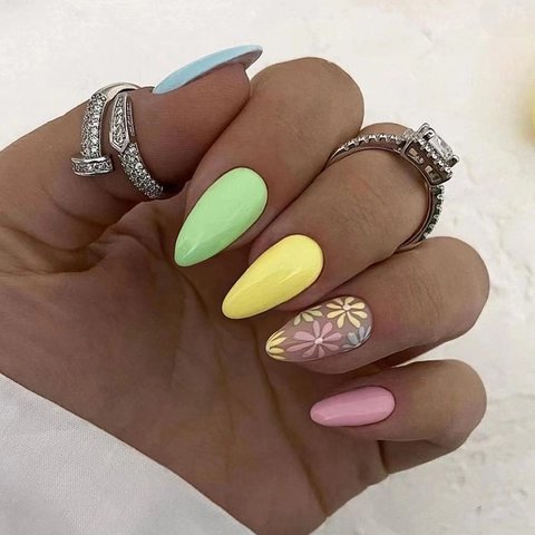Press On Nails Macaron Bunt Mandelform Süß Sonnenblume Blumenmuster Glänzende Künstliche Fingernägel Für Frauen