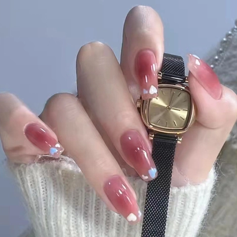 Uñas Postizas A Presión Con Degradado Rosa Y Patrón De Corazón Forma De Ataúd Larga Moda Diaria Para Mujeres