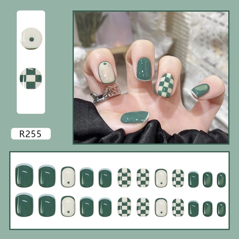 Green Checkerboard Press On Nails Glossy Square Round Short Fake Nails Removable French Style Artificial Manicure For Women