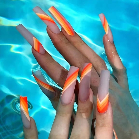 Lange Sarg Form Aufpressnägel Matt Geometrische Wellenlinien Rot Orange Gelb Muster Künstliche Nägel