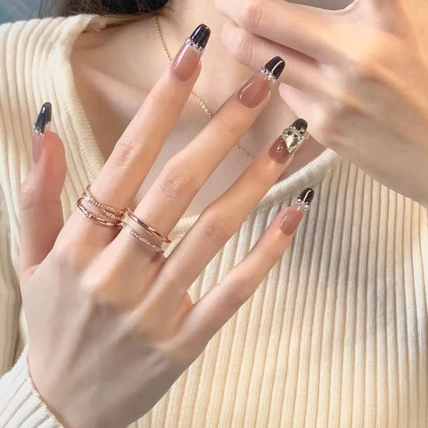 Uñas Postizas De Punta Francesa Para Presionar Forma Ataúd Largo Negro Estrás Corazón Manicura Para Mujeres