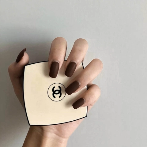 Uñas Postizas Ataúd Marrón Mate Largas Trapezoidales Cobertura Completa Removibles Para Mujeres