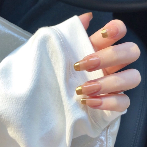 Unghie Finte Stile Francese Base Rosa Nude Bordo Dorato Forma Ovale Rimovibili Strumento Manicure Elegante