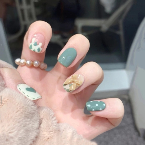 Press On Nails Removable Morandi Green Glossy Bowknot Heart Cow Print Dots Sweet Style Artificial Fingernails