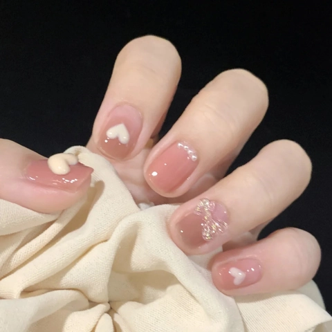 Press On Nails Artificial Gradient Pink With 3D Butterfly Heart Artificial Pearl French Style Elegant Sweet For Women