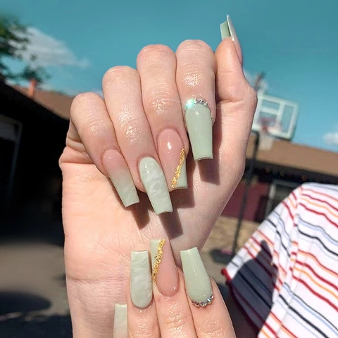 Unghie Finte Lunghe Ballerina Verde Matcha Design Marmo Strass Foglia Oro Sfumate Manicure Artificiale Elegante Per Donna