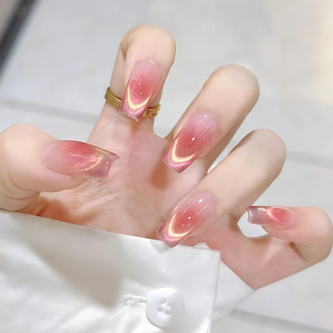 Cat Eye Ombre Verlauf Künstliche Nägel Lange Sargform Glänzendes Nude Pink Ballerina Kunstnägel