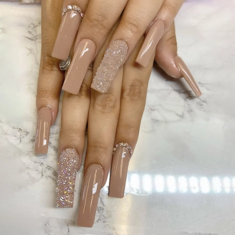 Press On Nails Extra Lange Coffin Square Strass Glitzer Nude Pink Glänzend Künstliche Nägel Für Frauen